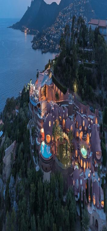 Les Palais Bulles