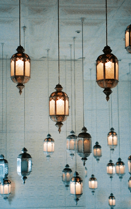 Top 15 Awesome Hanging Lights to Illuminate Your Living Room