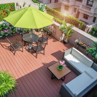 living garden balcony 
