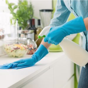 cleaning kitchen by baking soda