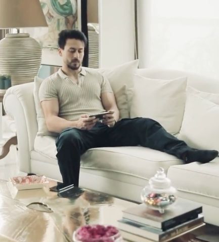 Tiger Shroff chilling in his living room