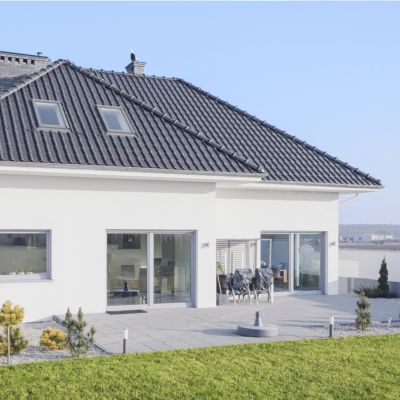 Simple Small Bungalow House Design