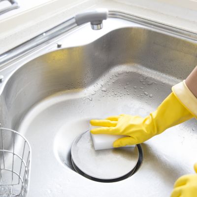 How To Clean Kitchen Sink?