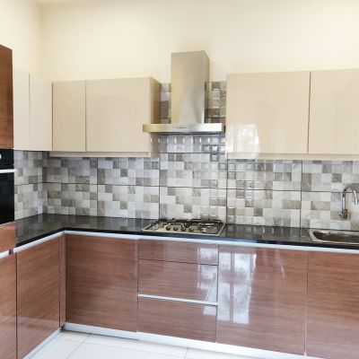 Kitchen With Material Finishing 