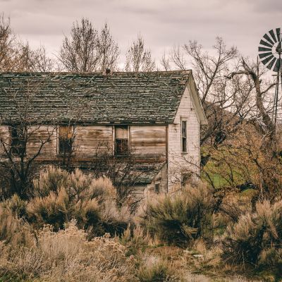 Farmhouse - The Rustic Way