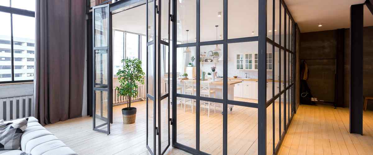 Build A House Of Glass In The Living-Dining Room