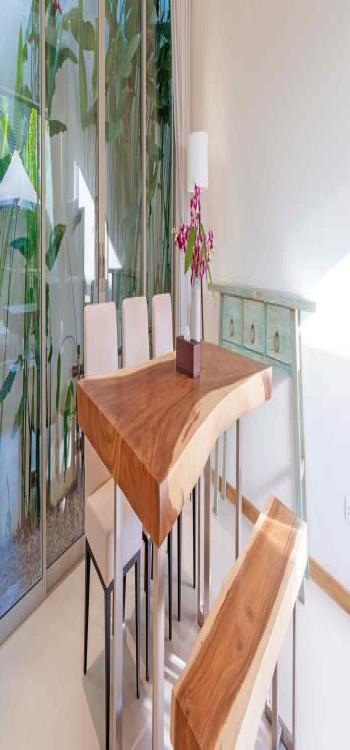 Mix It Up In A Villa Style Bench And Chairs