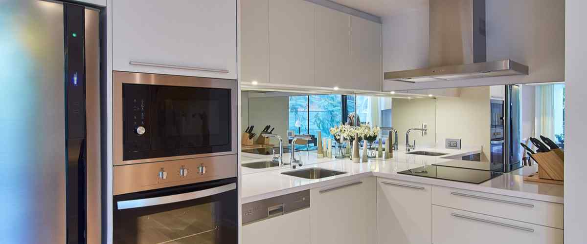 Make It Grand With Aluminium Kitchen Cupboard Designs