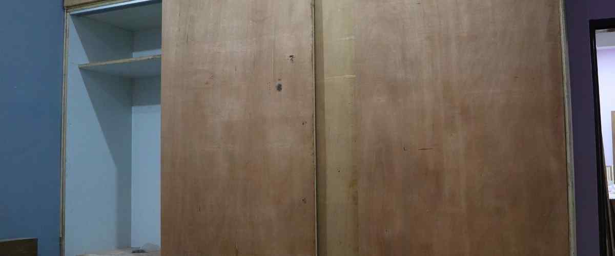 Wall Almirah Design For Bedroom