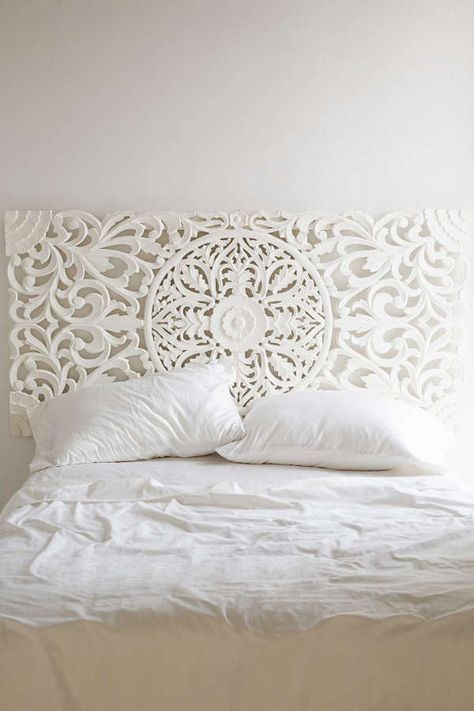 Lively Mandala in White