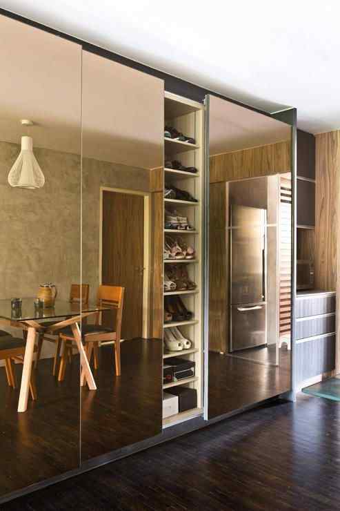 Dressing Table Cabinets with Mirrored Doors