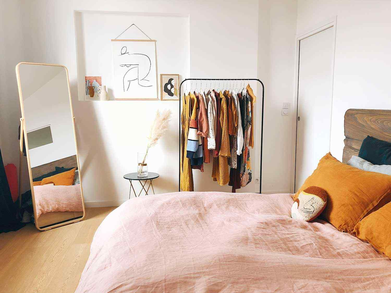 Small Bedroom Ideas