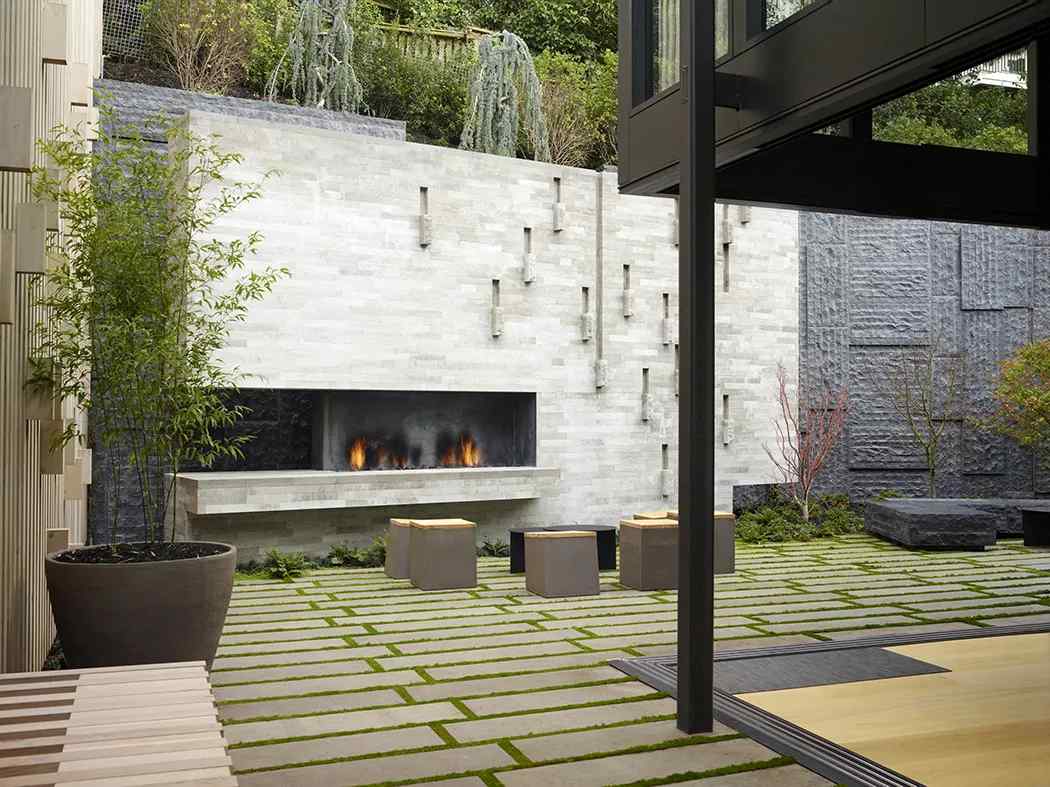 Jazz Up Your Front House with These Stunning Outdoor Flooring Ideas