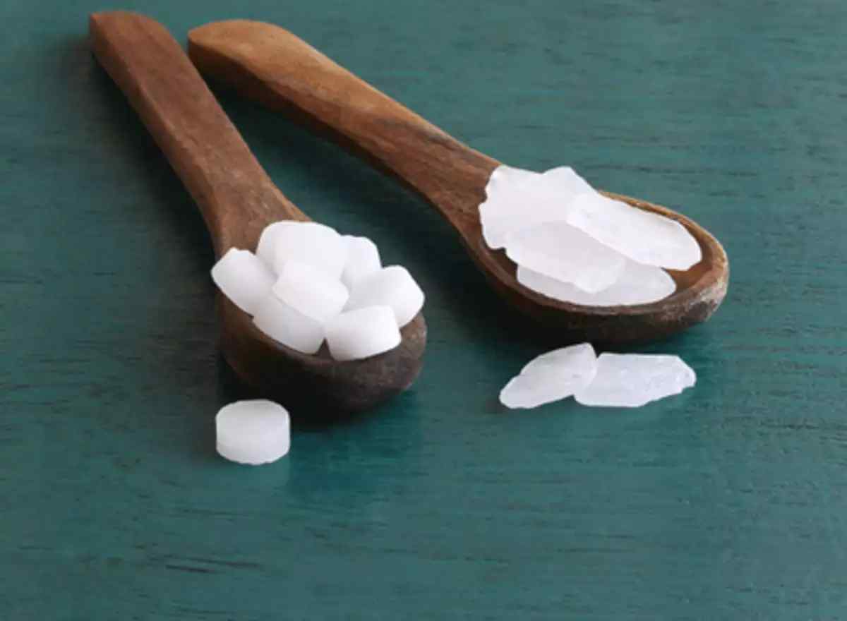 Benefits Of Burning Camphor in the House