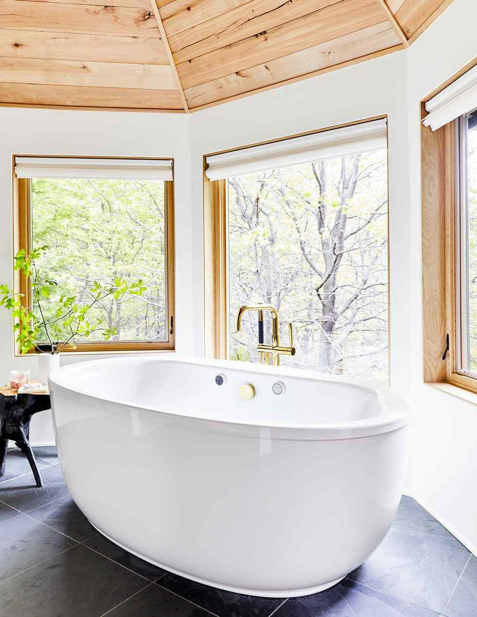10+ Modern Bathroom Ideas to Make Bathroom Go from Drab to Dazzling