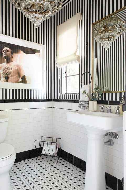 Retro Chic Bathroom