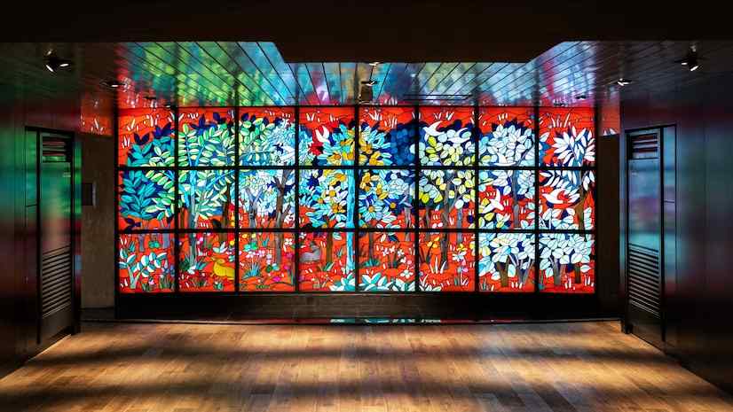  Glass Partitions for Living Room