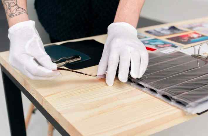 Laminate vs Veneer Finishes