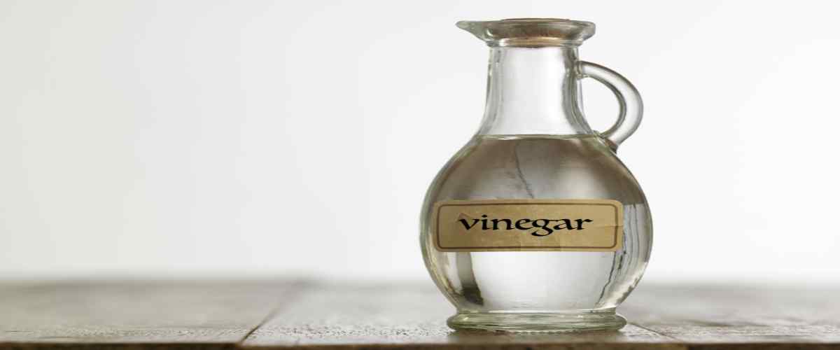 vaporisevinegar water inside your microwave for a quick clean