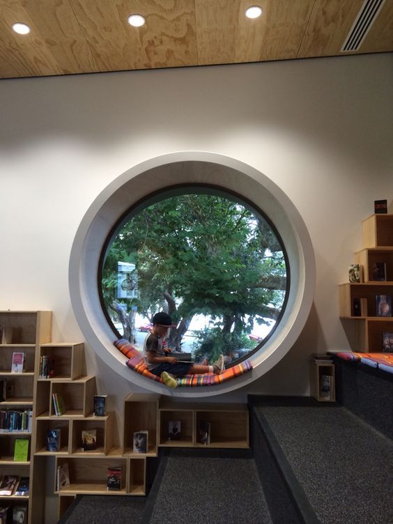 Round Windows