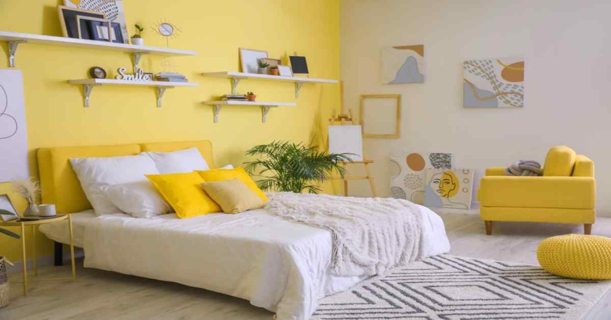 yellow and grey pop colour combination