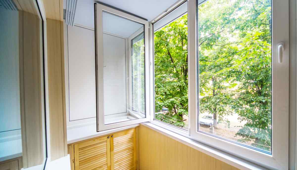 16 Modern Balcony Window Designs to Elevate Your Home in 2026