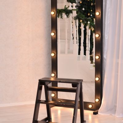 Dressing Table Design With Full-Length Mirror