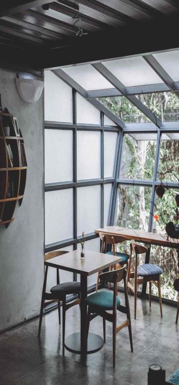 Latticework wall ceiling design