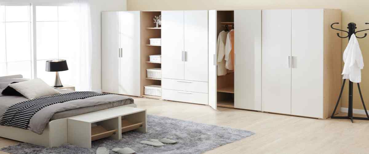 Corner Wardrobe Design