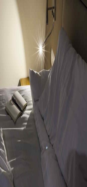Bedroom wall lights ideas