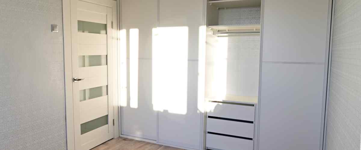 Simple Cupboard Designs For Hall