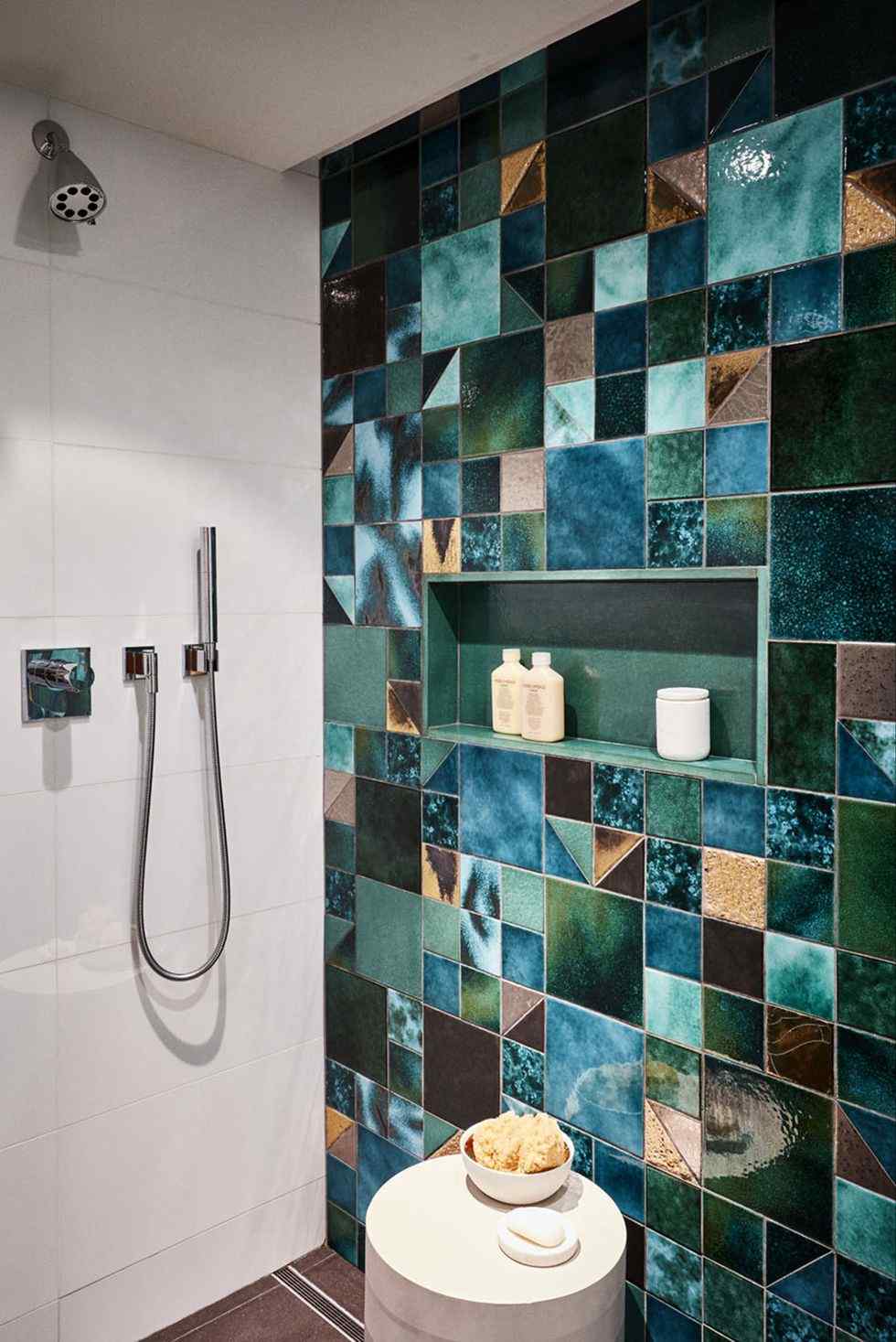 Blue Bathroom Tiles Design