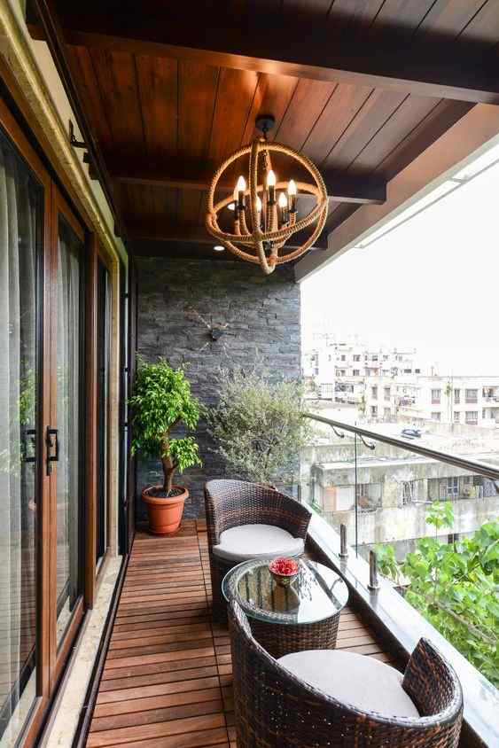 Use artificial stone cladding for your balcony