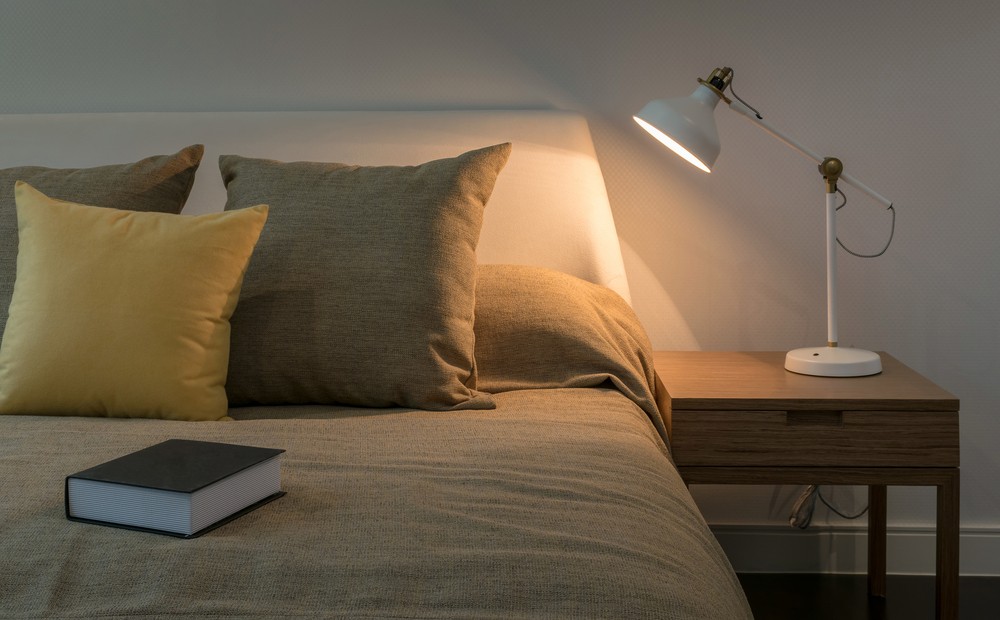 bedside-lamp