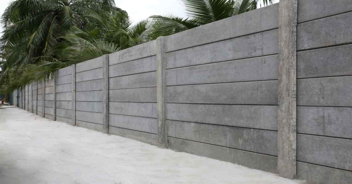 Interlocking precast concrete panels for a quick boundary wall