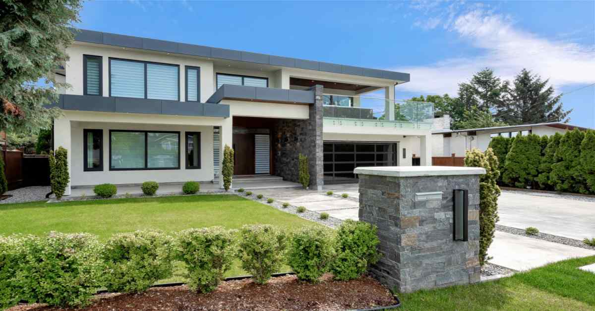 25 Modern Parapet Wall Designs to Upgrade Your Roof & Elevation