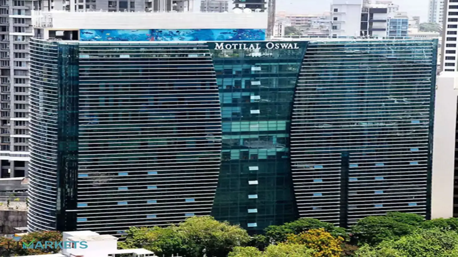 Motilal Oswal sees up to 58% upside in Lodha Developers, driven by strong presales, low debt, and expanding commercial leasing