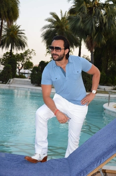 Bollywood actor Saif Ali Khan invests ₹30.75 crore in two premium office spaces in Mumbai’s Andheri, highlighting the rising appeal of commercial real estate.
